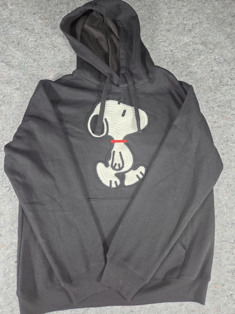 Peanuts Snoopy Chenille Patch Hoodie Black Medium NWT